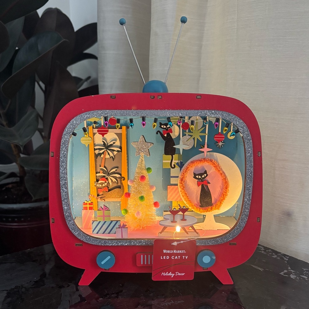 World Market Laser Cut Wood Mid Century Cat TV, LED Light Up Decor, NWT